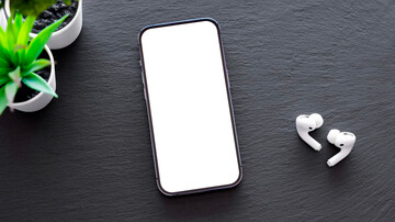 How-To-Connect-Raycon-Earbuds-to-MacBook