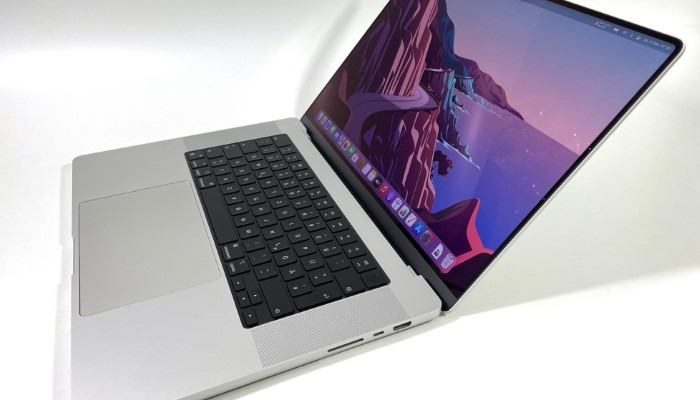 Introducing the M1 Max MacBook Pro