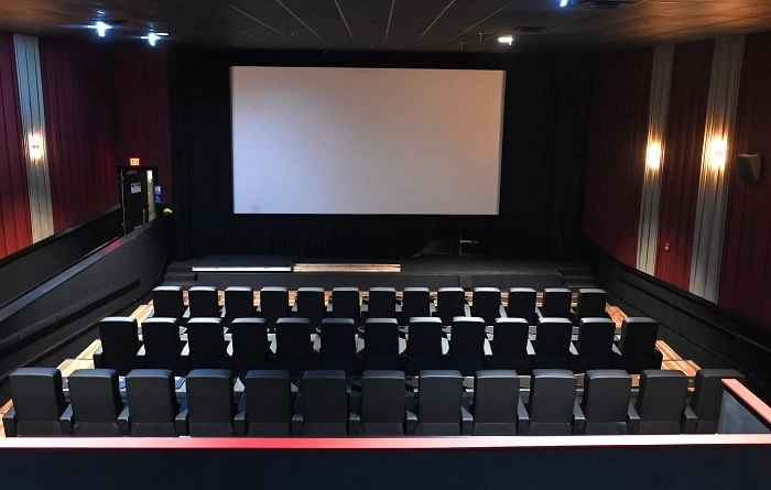 What to Expect at Apple Cinemas Simsbury 1